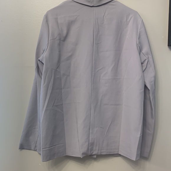 Women Blazer - Picture 4 of 5